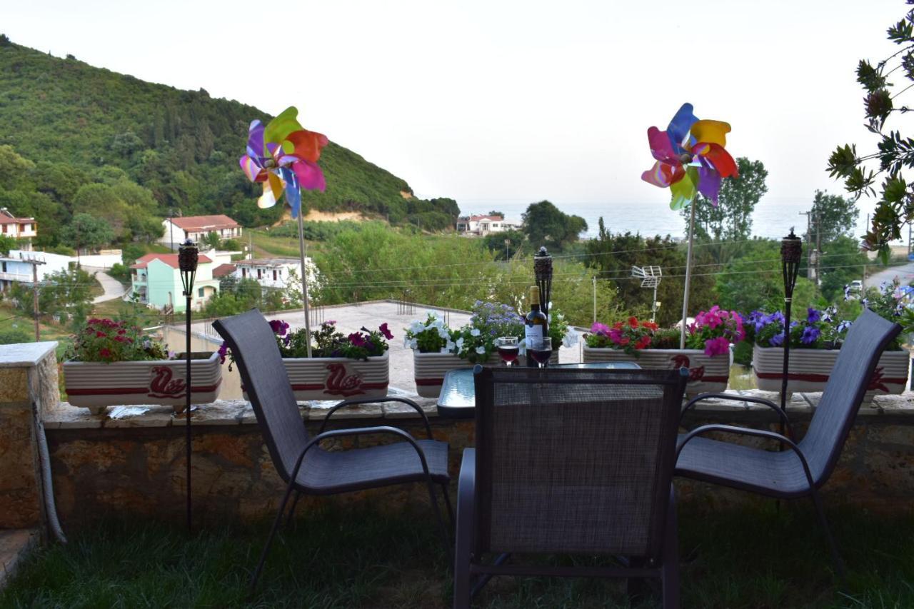 Апартаменты Gardenos Mamas Reas Виталадес Экстерьер фото